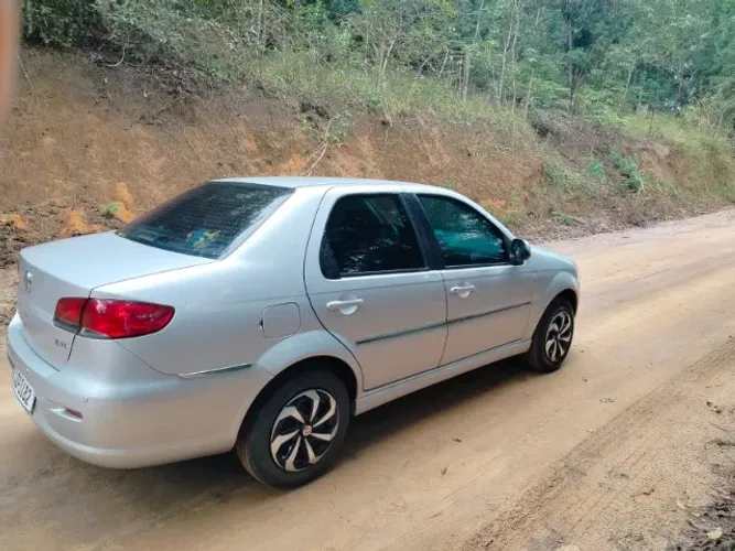 Fiat Siena EL 1.4 MPI Fire Flex 8V 4P 2013