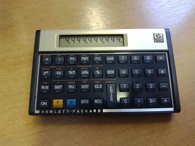 HP-12C Calculadora Financeira, ótimo estado, tenho 2u, valor unidade.