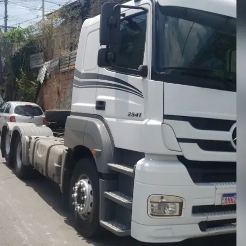 Cavalo Mecanico Axor 2541 S 6x2 2013 Automatico