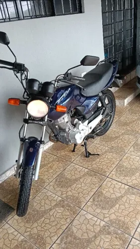 Vende se ou troca por Honda biz.
