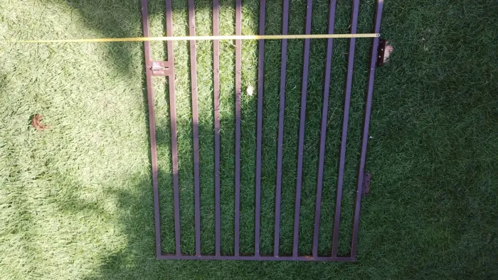 Portão 0,85m x 1,10m chapa grossa 