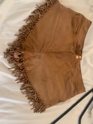 Short de chamois da Animale com franjas TAM 40