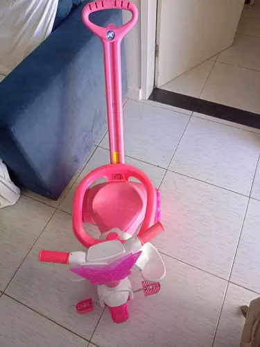 Triciclo rosa