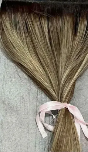 Mega hair. Cabelo brasileiro do sul 