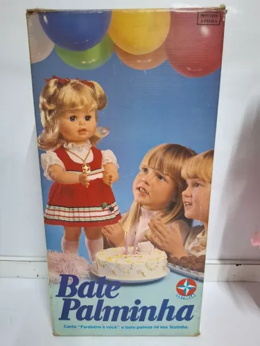 Boneca Bate Palminha na Caixa Anos 80 Completa