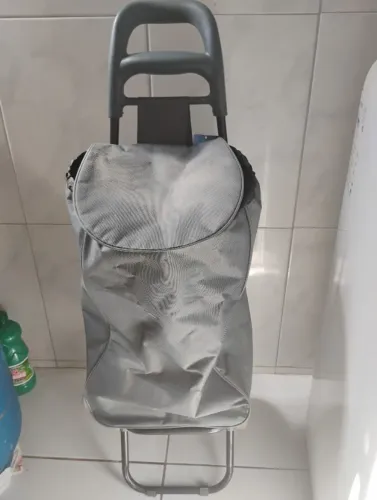Vendo Carrinho de Feira e Compras