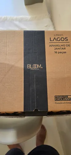 Aparelho de jantar 16 peças novo.