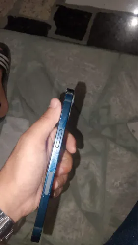 IPHONE 13, 128 Gb cor meia noite, tudo pegando so o chip que não pega, pega só o virtual