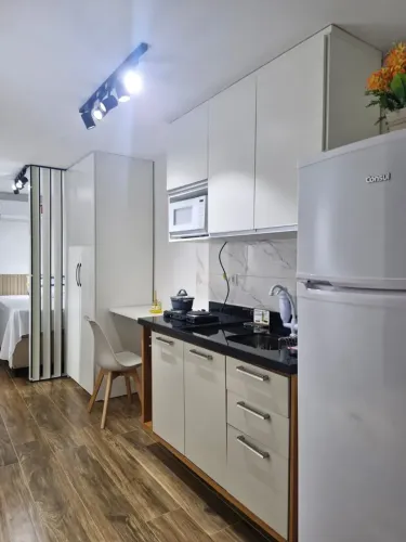Apartamento com 20m²,  MOBILIADO,  À 50 metros do Metrô Tatuapé