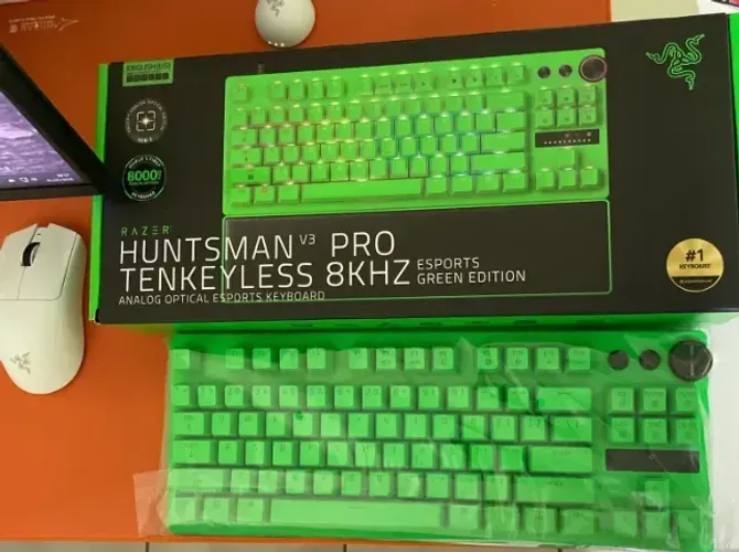 Teclado Razer Huntsman V3 Pro Tkl Green (8000Hz) (LACRADO)