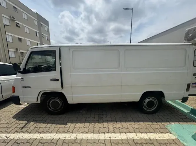 Mercedes-Benz 180-D Pick-up/furgão 2.4 Diesel 1995