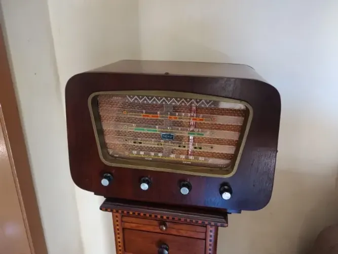 Radio Vintage SEMP