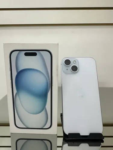 iPhone 15,128GB SEMI NOVO / com garantia da loja / campo belo zona sul 