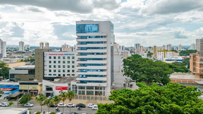 Prédio Comercial Novo à Venda no Setor Oeste, Goiânia