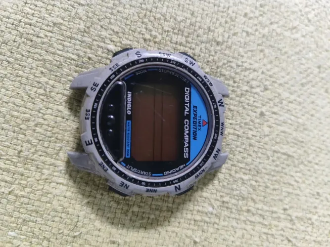 Relógio Timex expedition bússola NO ESTADO