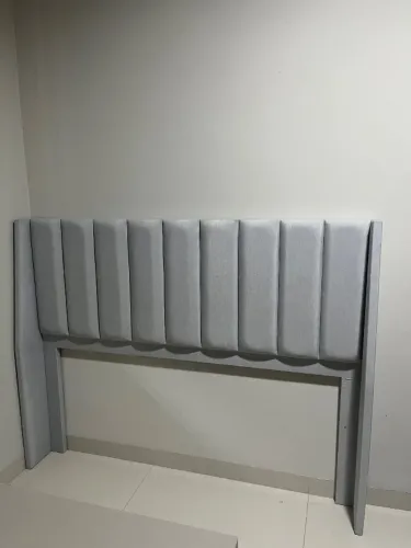 Cabeceira de cama de casal