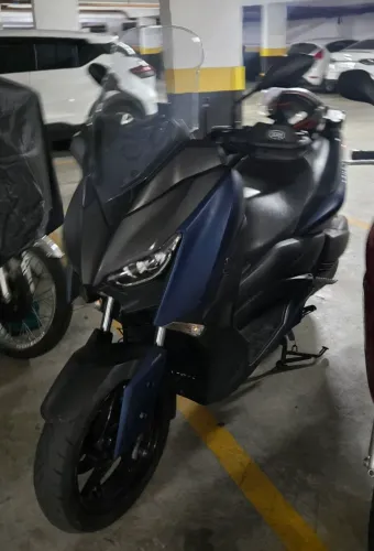 Xmax 250 Yamaha Baixo km