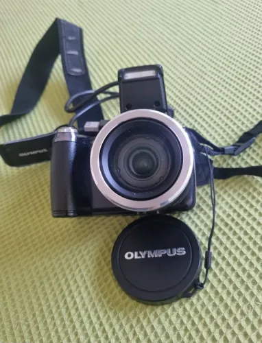 Máquina Fotográfica semi profissional Olympus