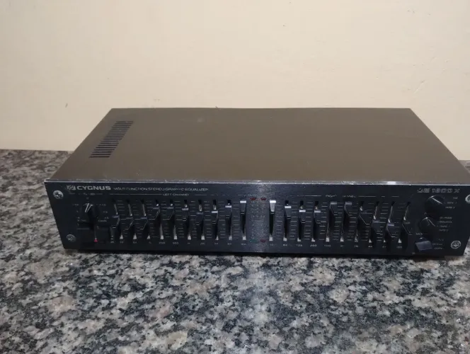 EQUALIZADOR CYGNUS GE 1800 X