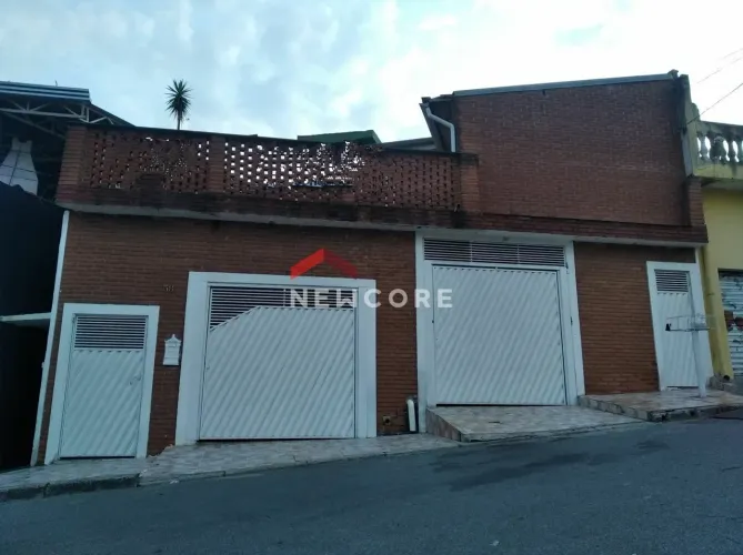 Sobrado em Rua Irene Pereira dos Santos Escudeiro - Jardim Mauá - Mauá/SP