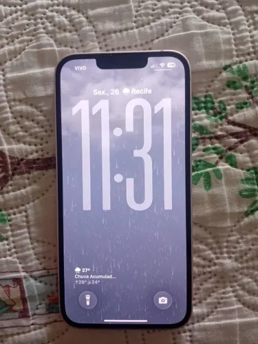 iPhone 13