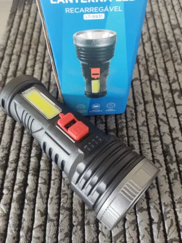 Lanterna Led Recarregavel Usb Luminosidade Potente Lt8931