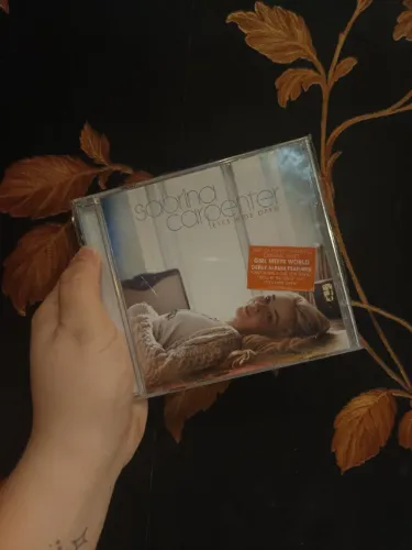 cd sabrina carpenter - eyes wide open