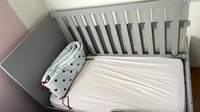 Berço ótimo e muito novo! 