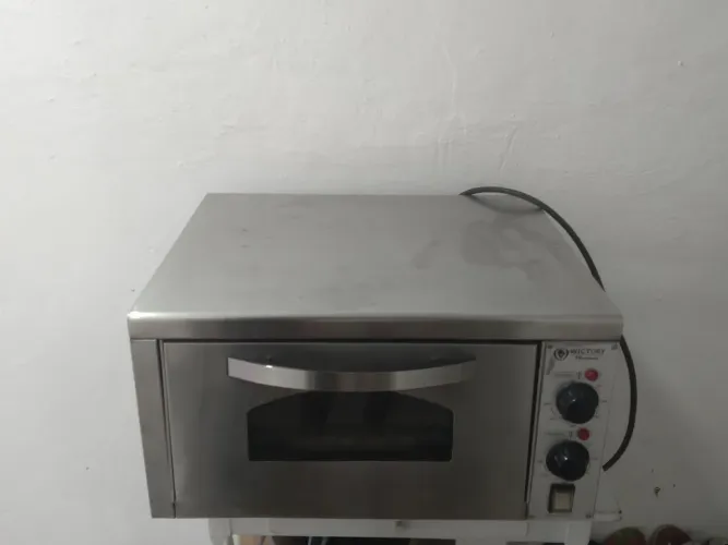 Forno de pizza Wictory Ltedesco 220 volts