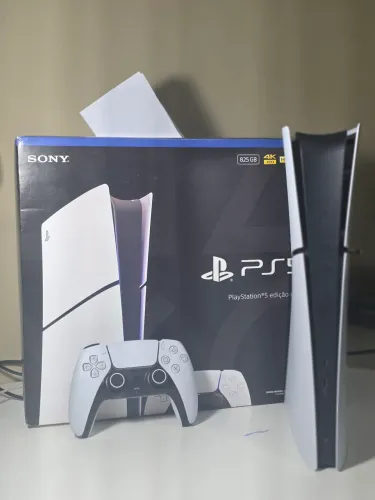 Playstation 5 (PS5) Slim Mídia Digital (NA GARANTIA ATÉ 04/2027)