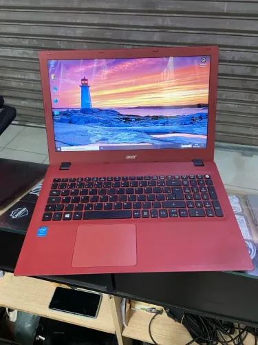 Notebook Intel i3 5ª Geração | 12GB RAM | Rápido e Pronto pra Uso ?