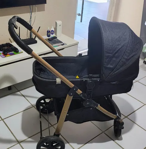 Vendo carrinho de bebê Galzerano