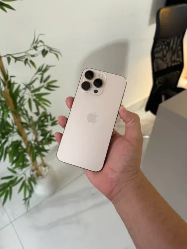 IPHONE 16 PRO MAX 256 GIGAS GARANTIA TRÊS MESES