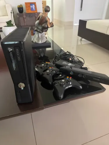 Xbox 360 com Kinect