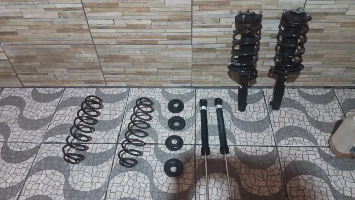 Suspensão Jetta Comfortline 2012