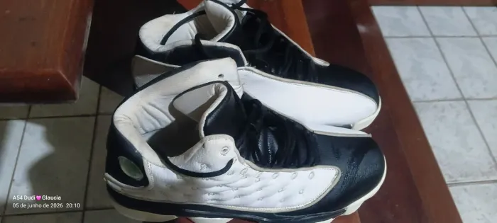 Bota de Basquete nova