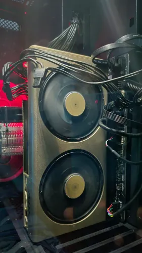 Rx 5700xt (Leia a descrição)