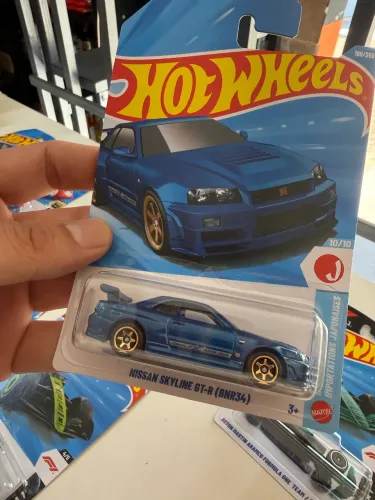 Hot wheels skyline gt r (bnr34)