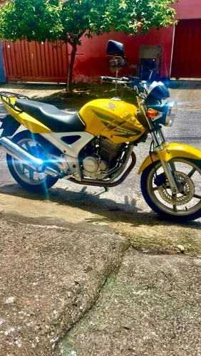 Honda CBX 250 Twister 2004