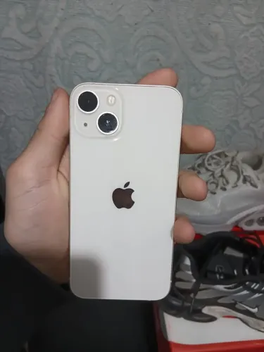 iPhone 13