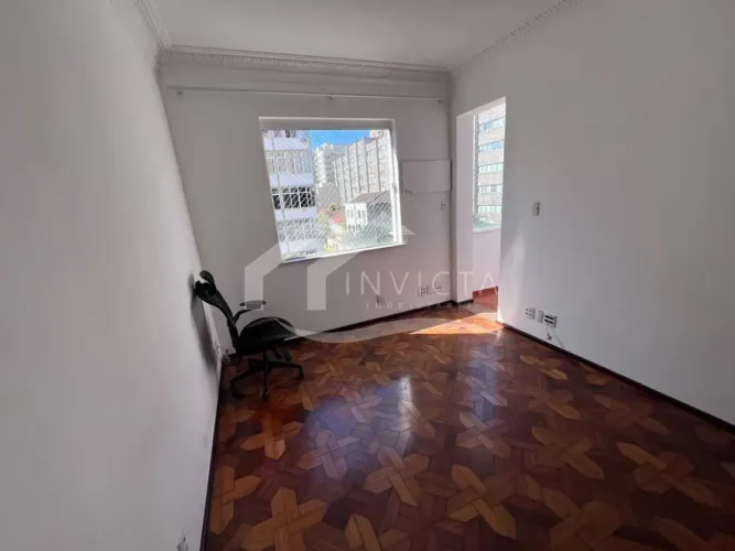 MARAVILHOSO APARTAMENTO DE 2 QUARTOS EM EXCELENTE LOCALIZAÇÃO EM BOTAFOGO!