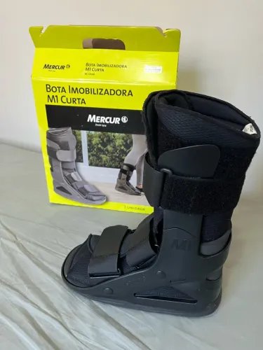 Bota ortopédica Mercur tamanho M
