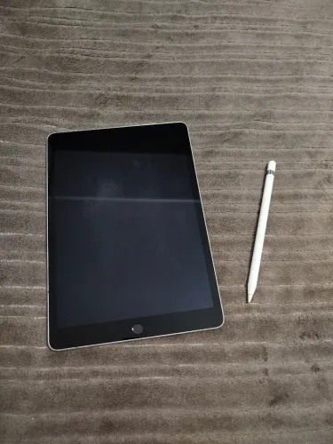 iPad com Apple pencil 