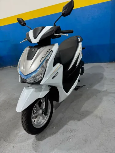 Yamaha fluo 125 2026