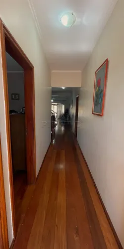 Sobrado alto padrão com 360,90m², bairro Jardim Califórnia, Zona Sul de Ribeirão Preto/SP.