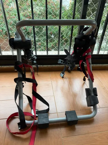 Suporte para carregar bicicleta no carro