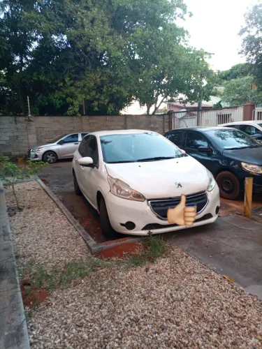 Peugeot 208 Active/active Pack 1.5 Flex 8V 5P 2014
