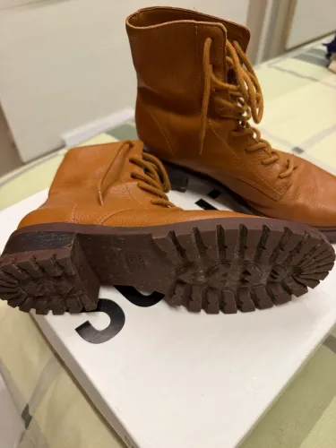 Bota Schutz