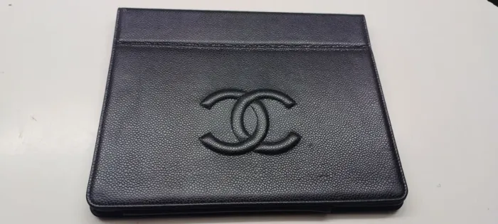 Capa couro para Ipad Chanel