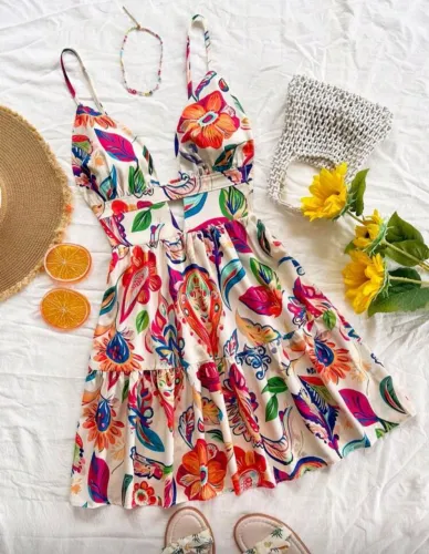 Vestido SHEIN NOVO